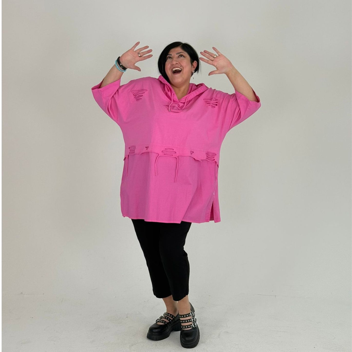 Sinne by Coom Tunika mit Cut-Outs & Kapuze Pink Weiß Grau Grün