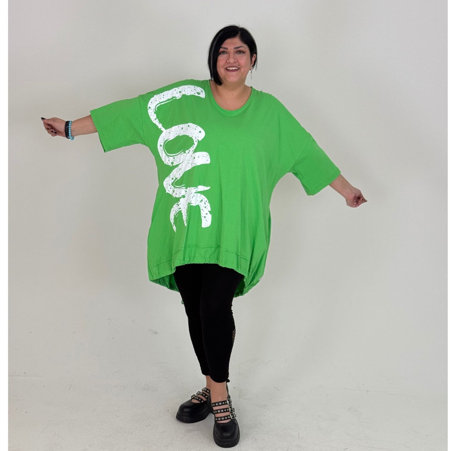 Sinne by Coom Tunika grün – Love Print Oversize Vokuhila