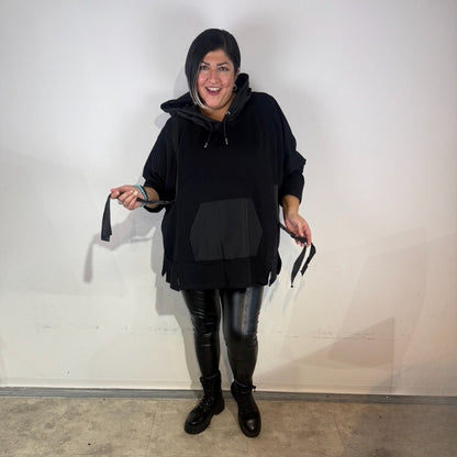 Sinne by Coom Design Tunika – schwarz - lässig & stilvoll mit Kapuze 42 44 46 48 50 52 54 56 58 60 62