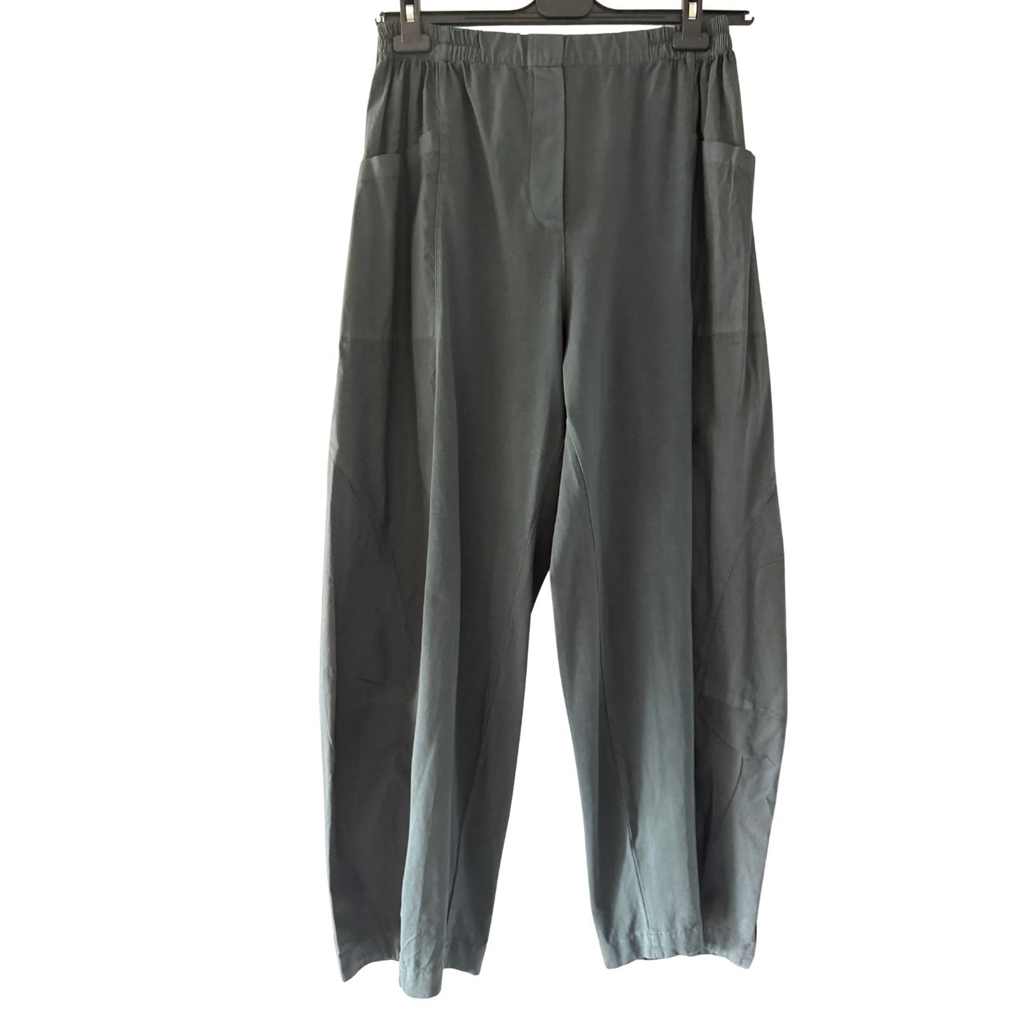 Sinne Oversize Hose mit Rundumgummizug & Stoffeinsätzen Kiwi / Anthrazit