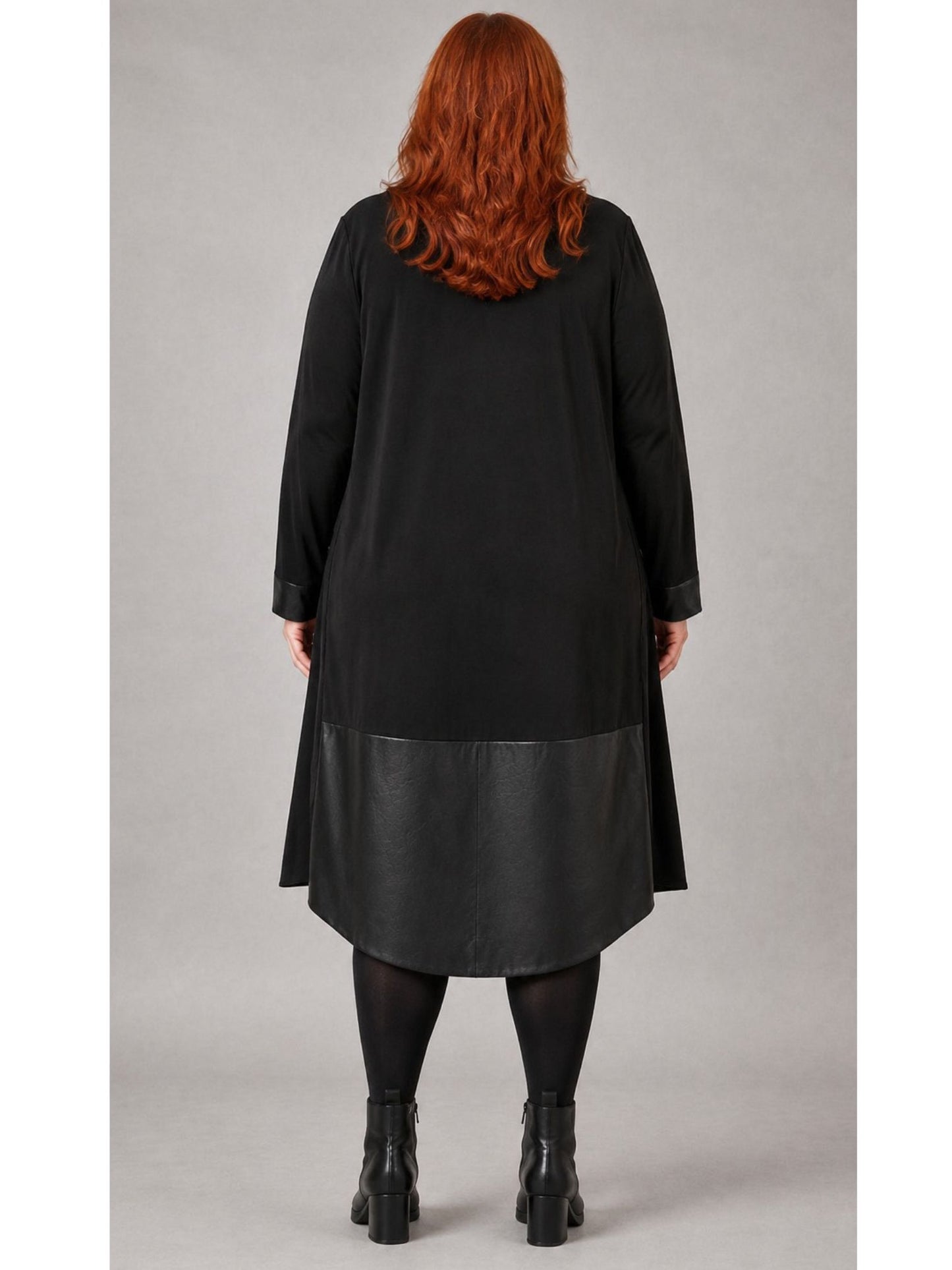 Sophia Curvy Kleid A-Linie mit Kunstleder-Einsätzen – Schwarz Gr. L–5XL (44–60)