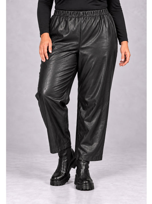 Sophia Curvy Hose Lederimitat mit Prägung weites Bein – Schwarz Gr. 44–60