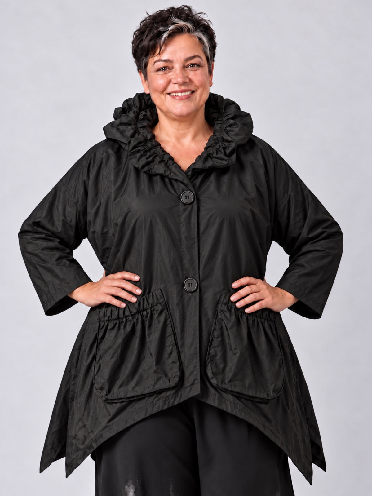 Vincenzo Allocca Jacke Microtaft mit Rüschenkragen Oversize – Schwarz, Einheitsgröße 44–58