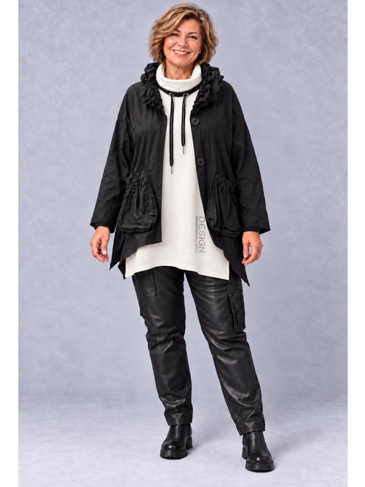 Vincenzo Allocca Jacke Microtaft mit Rüschenkragen Oversize – Schwarz, Einheitsgröße 44–58
