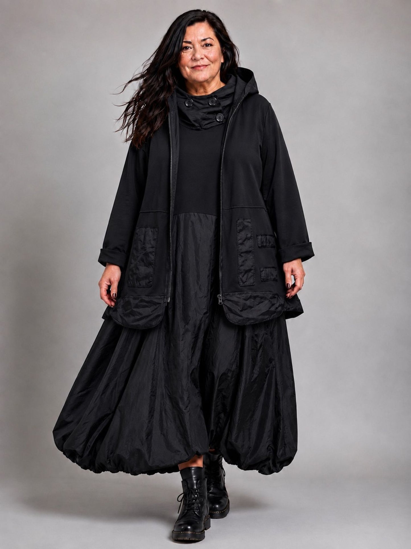 Vincenzo Allocca Jacke mit Kapuze und Microtaft-Details A-Linie – Schwarz Gr. 40/42–60/62